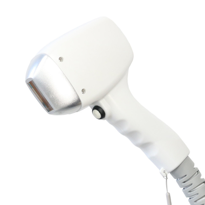 Soprano ad alta potenza, doppia maniglia, diodo laser per la depilazione, 4 lunghezze d'onda, ghiaccio, platino, titanio per la depilazione