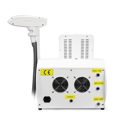 Prezzo di fabbrica Q switch portatile Nd Yag Laser Skin Whitening Lightning Laser Tattoo Removal Machine