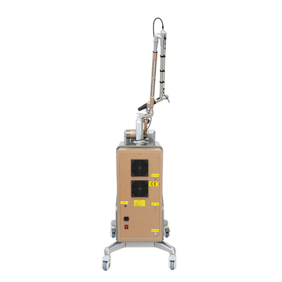 Picoseconda macchina laser per la rimozione del tatuaggio per la bellezza 500ps Nd Yag Q con commutazione Pico Seconda macchina laser Picolaser