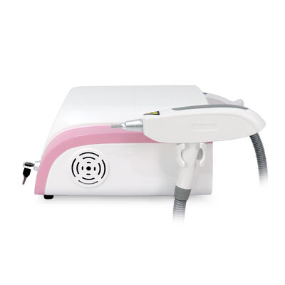 Macchina laser ND YAG per la rimozione dei tatuaggi, macchina per la bellezza. Dispositivo laser per la bellezza piccolo e portatile, rimozione laser dei tatuaggi.