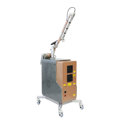 Macchina laser a picosecondi Picolaser Q Switch Nd Yag per il ringiovanimento della pelle per la rimozione del pigmento del tatuaggio