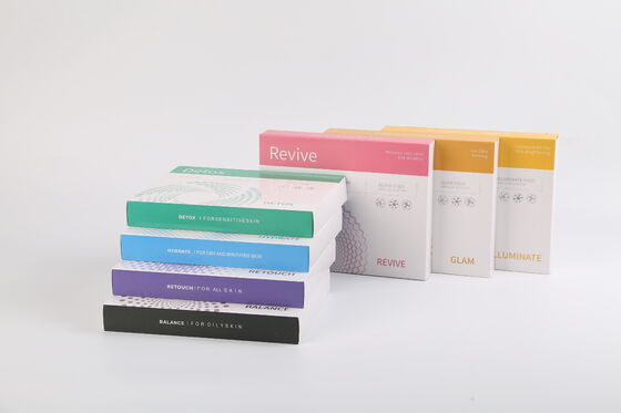 Kit per trattamento viso multicolore Illumina Revive Balance Retouch Detox Hydrate Skin Care Kit pod siero per spa